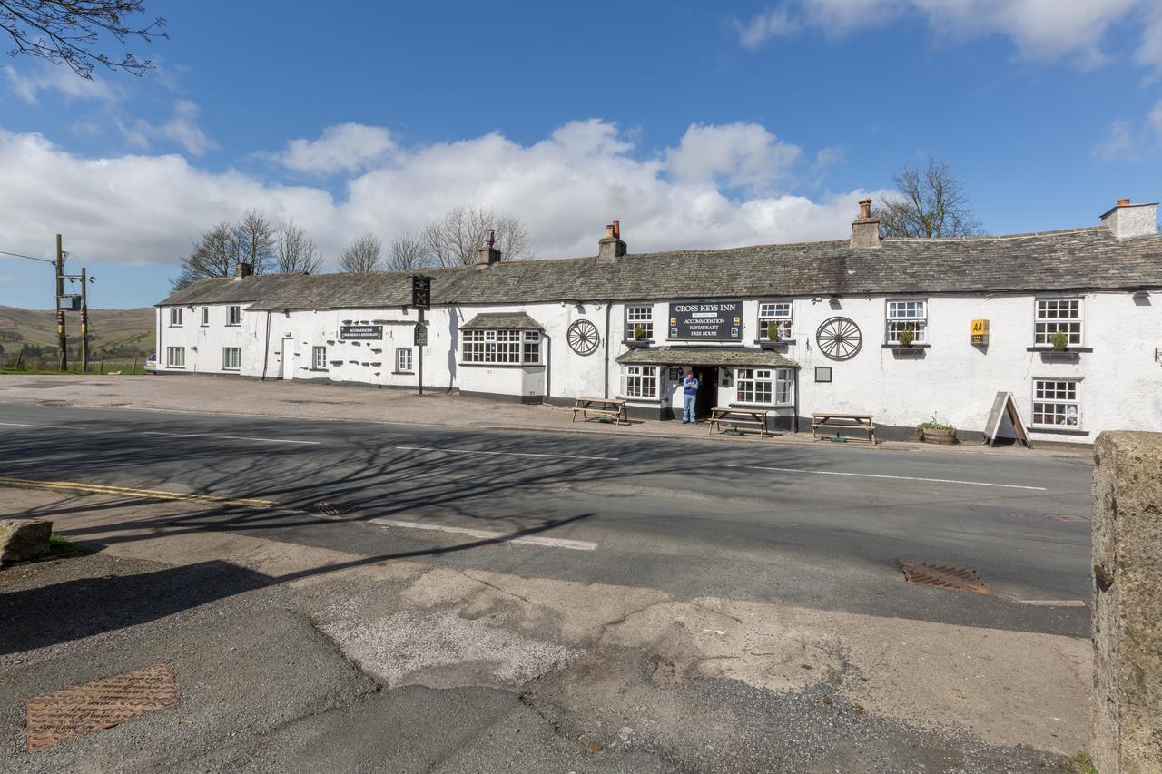 The Cross Keys Inn Tebay  Exterior photo